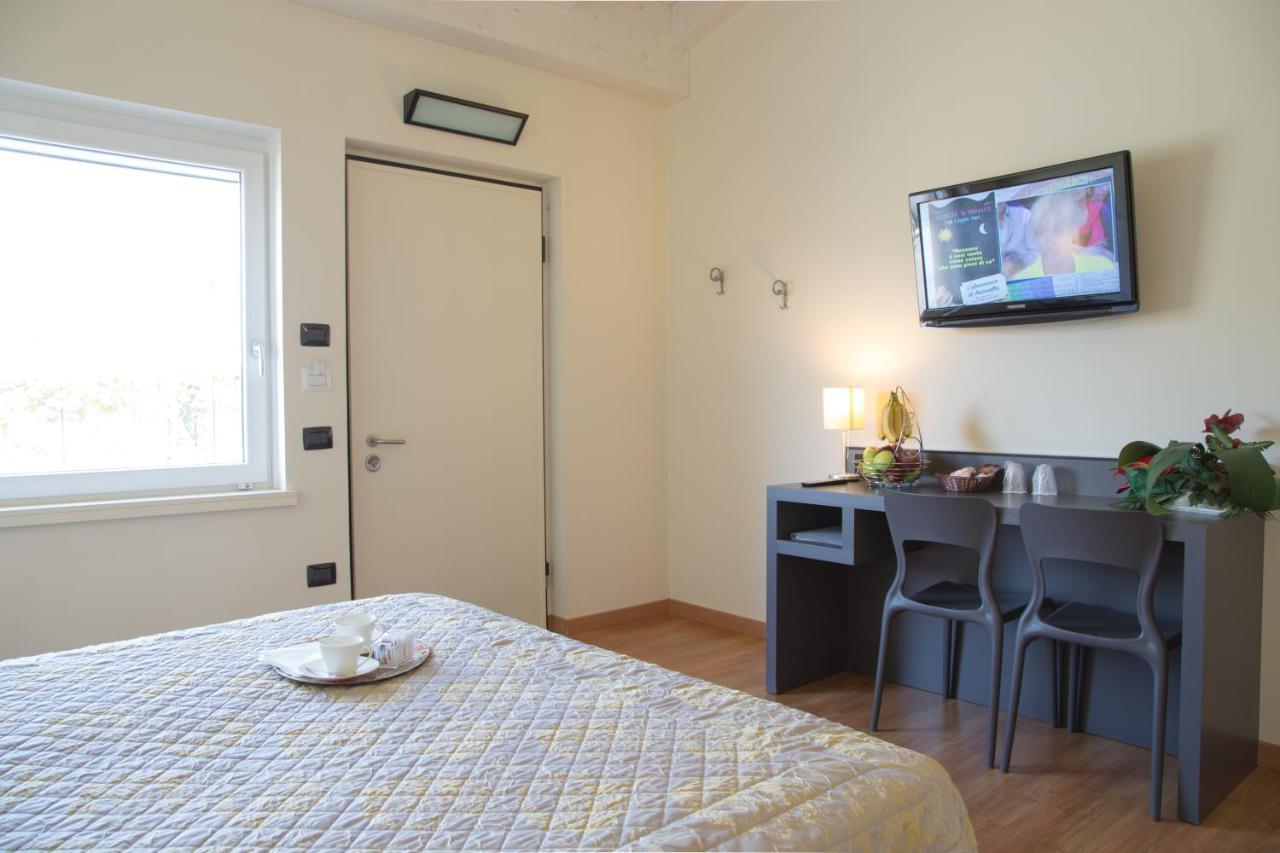 Hotel Motel Giglio Viadana Exterior foto