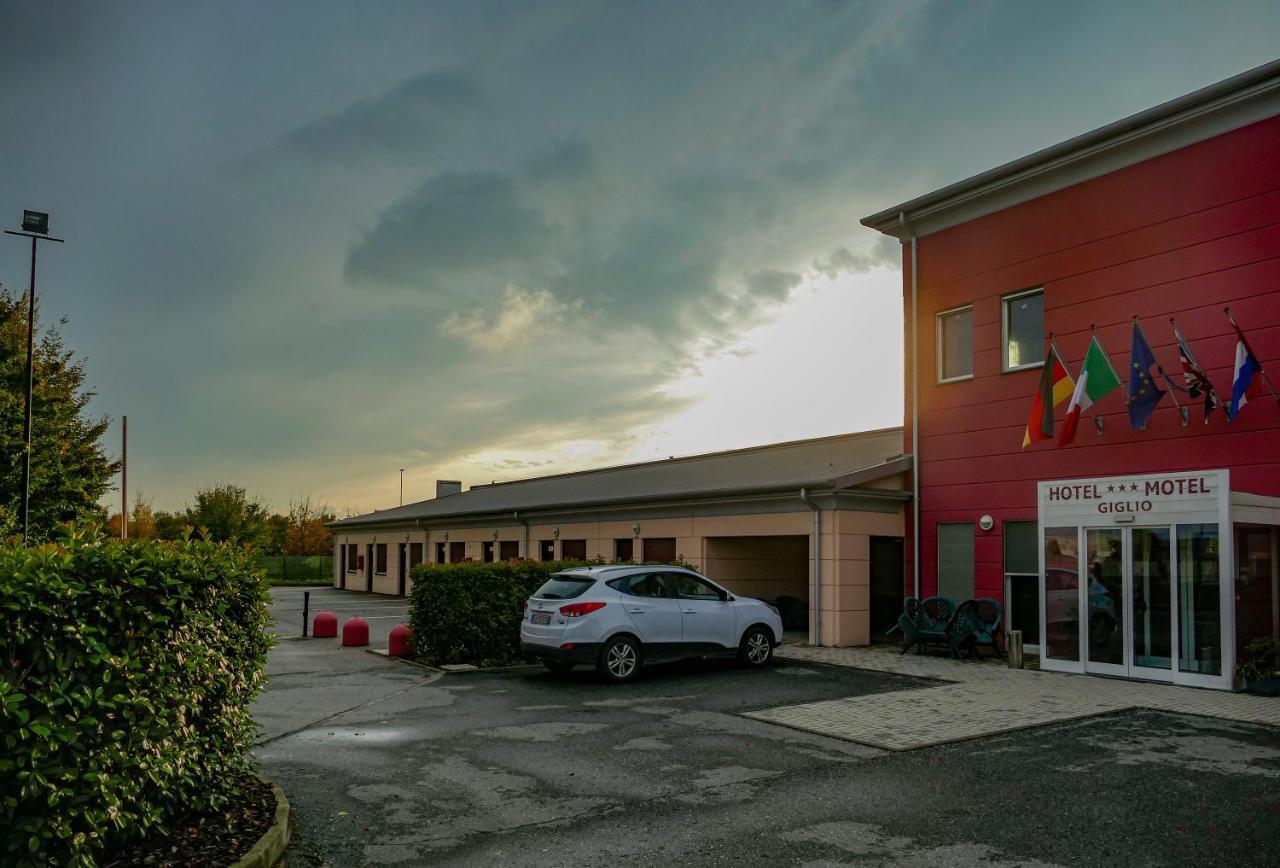 Hotel Motel Giglio Viadana Exterior foto